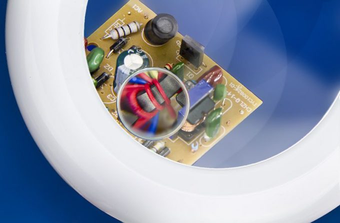 LC8093LAMP HEAD MAGNIFIER_compressed